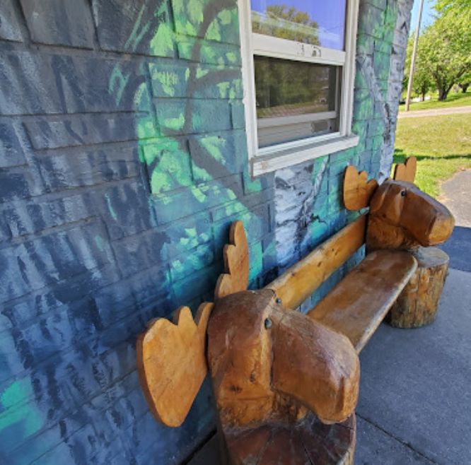 Bigfoot Hideaway Motel & Gift Shop - From Web Listing (newer photo)